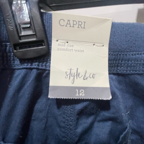 Cute Capri Pants w/Adjustable Bottom Width - New w/Tags ⭐️ - Picture 3 of 3